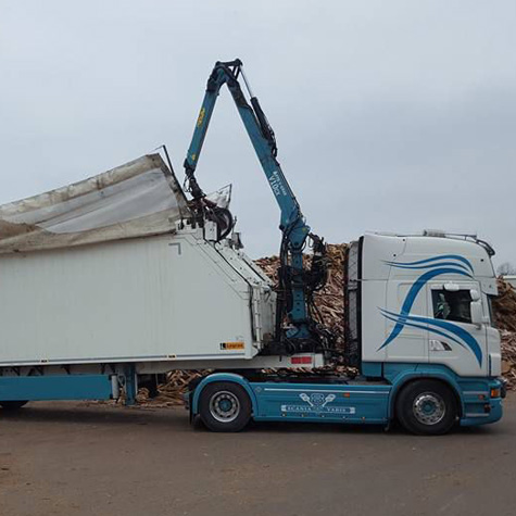 STC Transports Chaignaud : transport en tautliner fonds mouvant à Barbezieux près d'Angoulême en Charente (16)