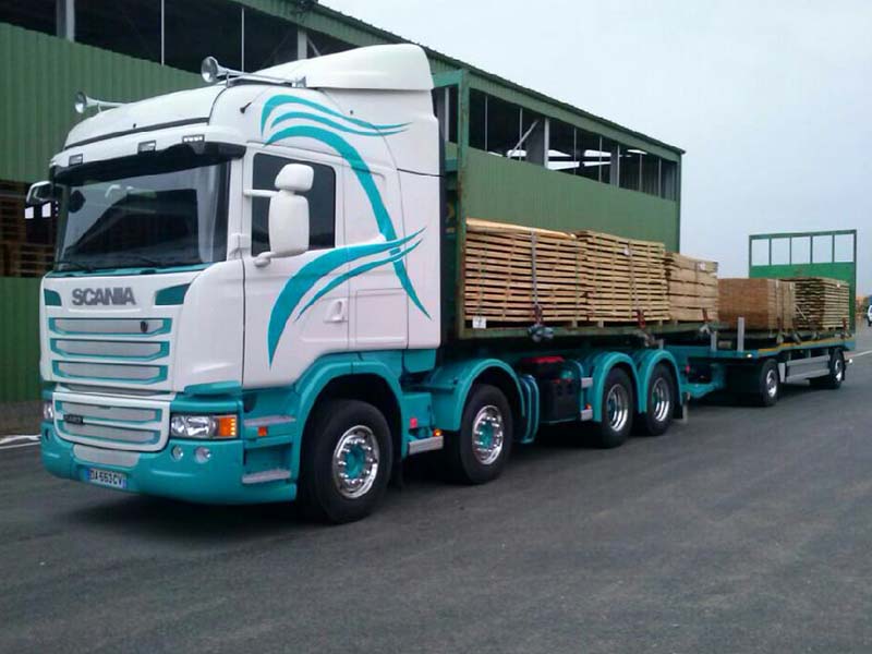 STC Transports Chaignaud : camion Ampiroll à Barbezieux près d'Angoulême en Charente (16)