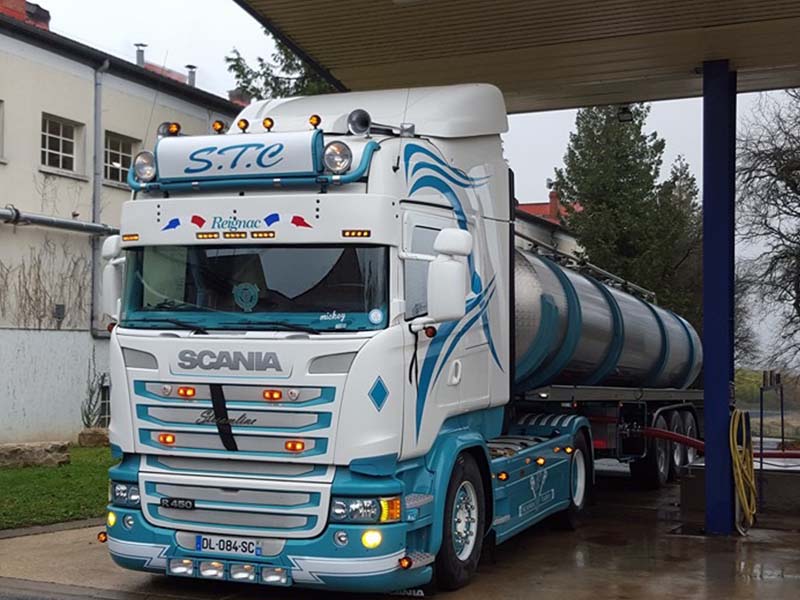 STC Transports Chaignaud : camions citernes alimentaires à Barbezieux près d'Angoulême en Charente (16)
